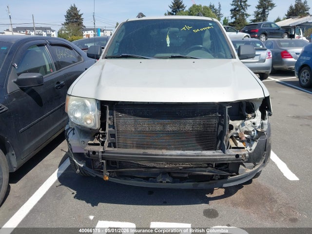 2009 Ford Escape Xlt მანქანა იყიდება აუქციონზე, vin: 1FMCU93G89KA77517, აუქციონის ნომერი: 40066175