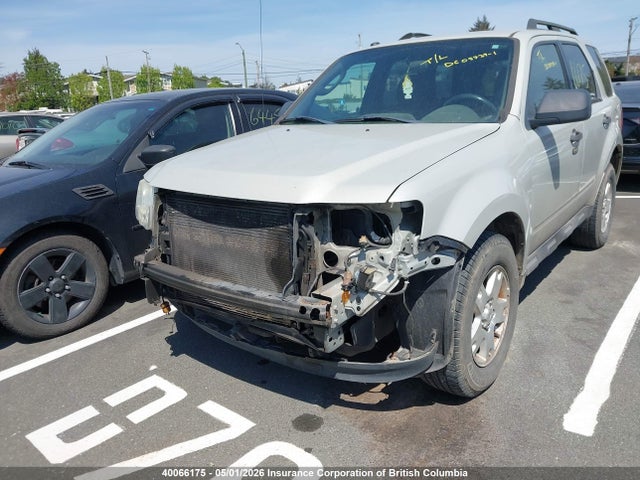 2009 Ford Escape Xlt მანქანა იყიდება აუქციონზე, vin: 1FMCU93G89KA77517, აუქციონის ნომერი: 40066175