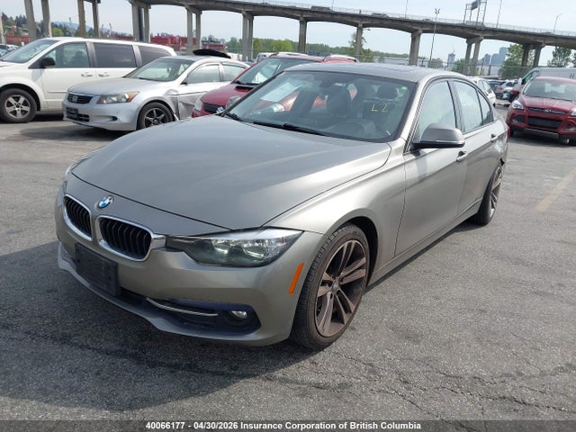 40066177 :رقم المزاد ، WBA8A3C56GK551263 vin ، 2016 Bmw 320i مزاد بيع