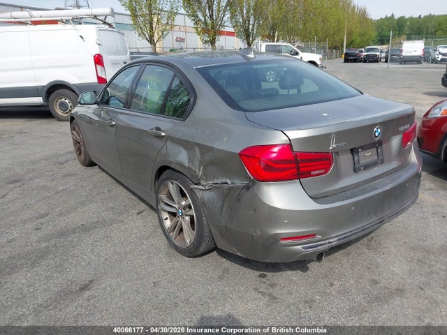 40066177 :رقم المزاد ، WBA8A3C56GK551263 vin ، 2016 Bmw 320i مزاد بيع