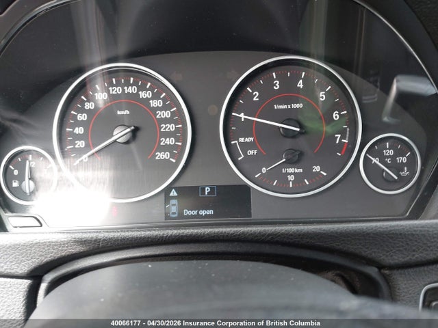 40066177 :رقم المزاد ، WBA8A3C56GK551263 vin ، 2016 Bmw 320i مزاد بيع