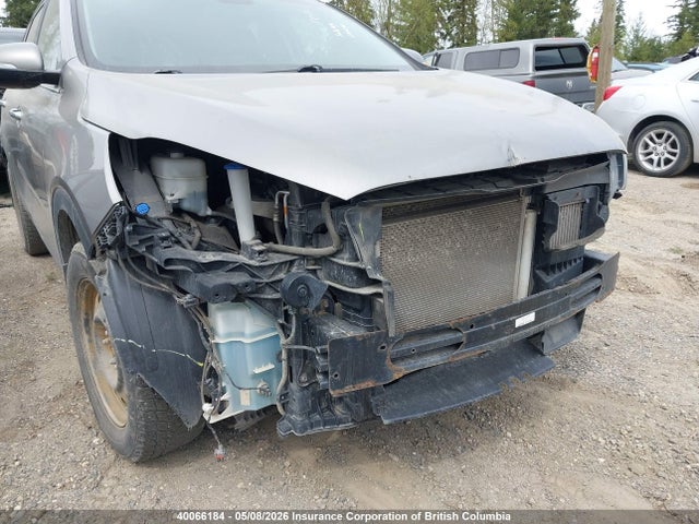5XYPHDA18GG083705 KIA SORENTO EX