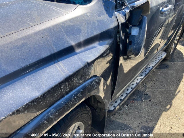 40066185 :رقم المزاد ، JTEBU5JR9B5033863 vin ، 2011 Toyota 4runner Sr5/limited/trail مزاد بيع