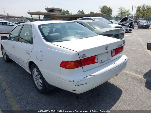 40066197 :رقم المزاد ، JT2BF22K110292284 vin ، 2001 Toyota Camry مزاد بيع