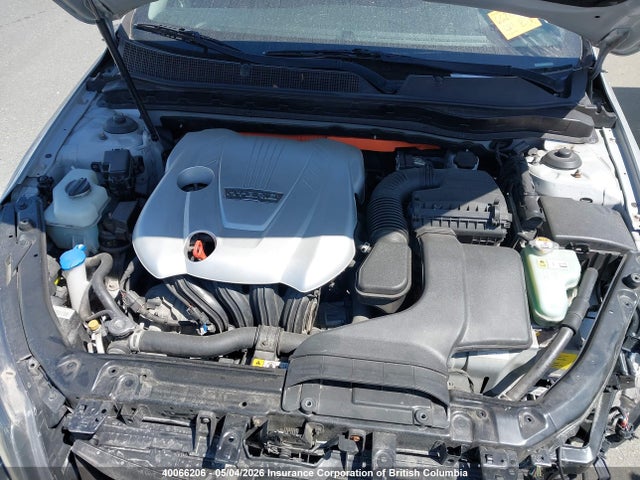 2015 Kia Optima Hybrid მანქანა იყიდება აუქციონზე, vin: KNAGN4AD9F5084997, აუქციონის ნომერი: 40066206