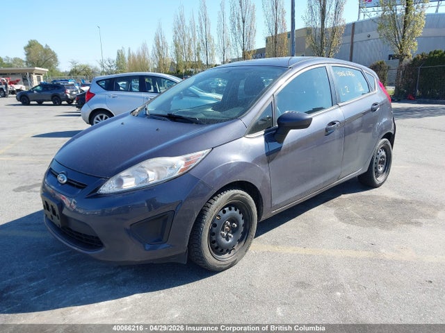 40066216 :رقم المزاد ، 3FADP4EJ6DM139581 vin ، 2013 Ford Fiesta Se مزاد بيع