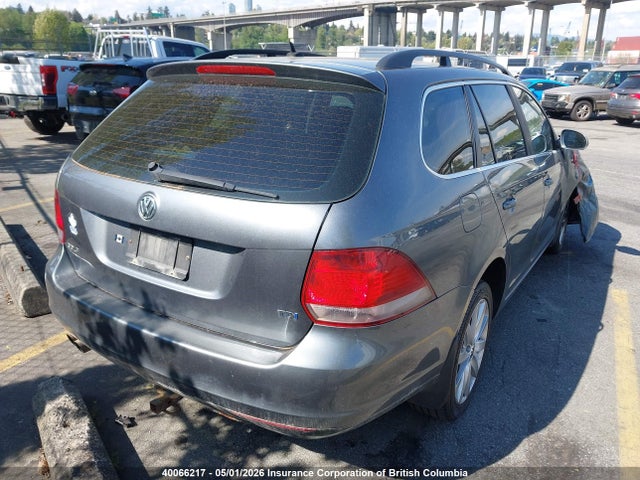 40066217 :رقم المزاد ، 3VWPL7AJ4DM646213 vin ، 2013 Volkswagen Golf مزاد بيع