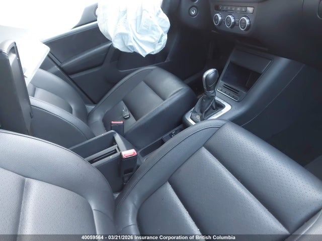 WVGJV7AX0FW040817 Volkswagen Tiguan S/se/sel/r-line