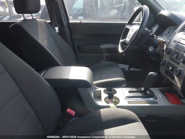 2010 Ford Escape Xlt მანქანა იყიდება აუქციონზე, vin: 1FMCU0D78AKC92927, აუქციონის ნომერი: 40066264