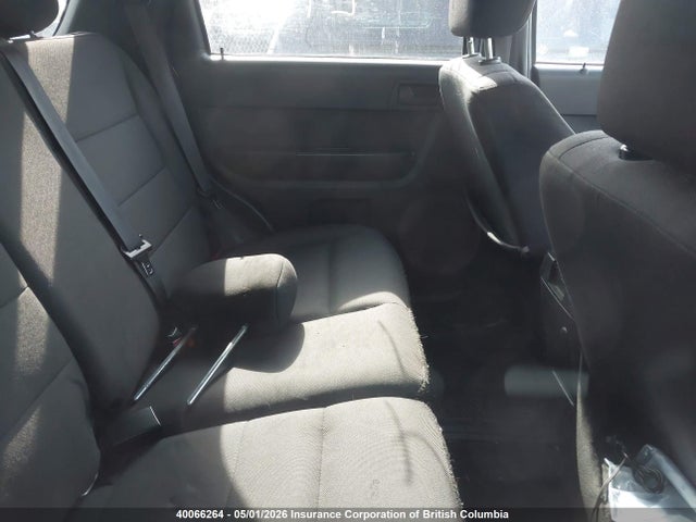 2010 Ford Escape Xlt მანქანა იყიდება აუქციონზე, vin: 1FMCU0D78AKC92927, აუქციონის ნომერი: 40066264