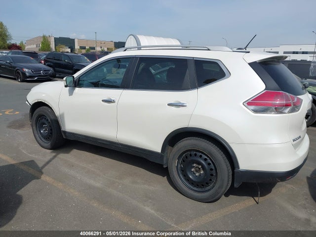 2015 Nissan Rogue მანქანა იყიდება აუქციონზე, vin: 5N1AT2MVXFC819145, აუქციონის ნომერი: 40066291