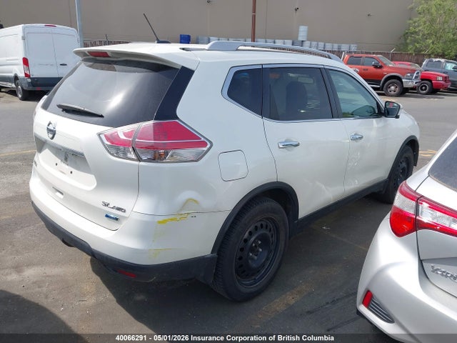 2015 Nissan Rogue მანქანა იყიდება აუქციონზე, vin: 5N1AT2MVXFC819145, აუქციონის ნომერი: 40066291