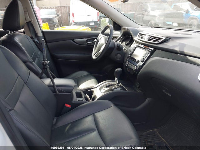 2015 Nissan Rogue მანქანა იყიდება აუქციონზე, vin: 5N1AT2MVXFC819145, აუქციონის ნომერი: 40066291