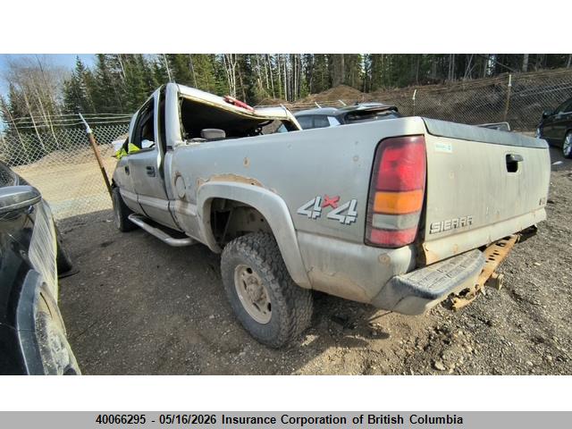 40066295 :رقم المزاد ، 1GTHK231X2F215544 vin ، 2002 Gmc Sierra K2500 Heavy Duty مزاد بيع