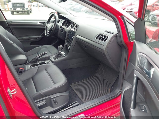 3VW117AU1JM751468 Volkswagen Golf