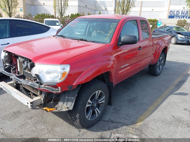 2015 Toyota Tacoma Base V6 მანქანა იყიდება აუქციონზე, vin: 5TFUU4EN6FX143178, აუქციონის ნომერი: 40066331