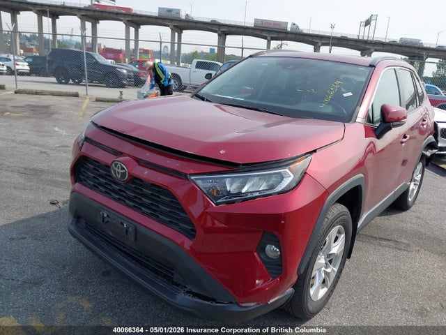 40066364 :رقم المزاد ، 2T3R1RFV5MW218576 vin ، 2021 Toyota Rav4 مزاد بيع