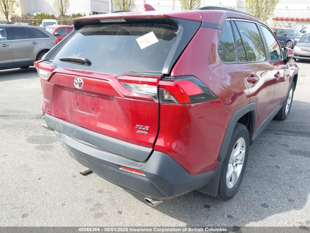 40066364 :رقم المزاد ، 2T3R1RFV5MW218576 vin ، 2021 Toyota Rav4 مزاد بيع