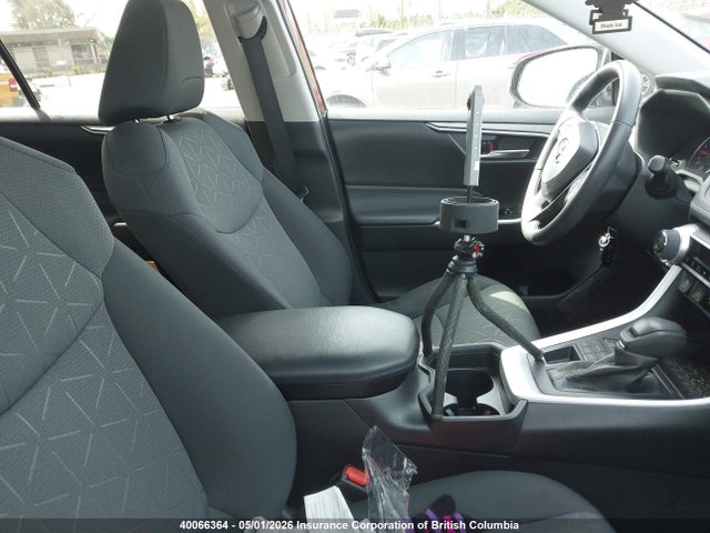 40066364 :رقم المزاد ، 2T3R1RFV5MW218576 vin ، 2021 Toyota Rav4 مزاد بيع
