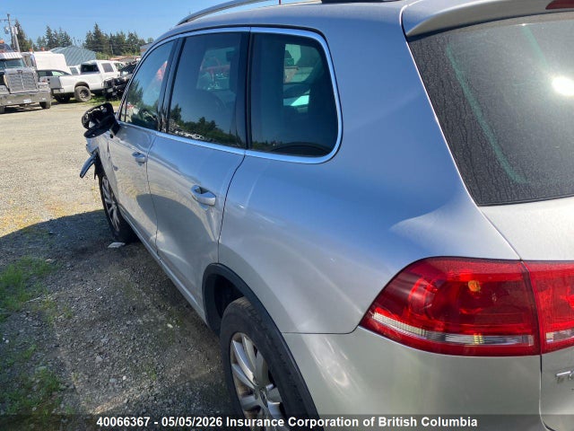 2011 Volkswagen Touareg 3.0 Tdi Comfortline/3.0 Tdi Execline/3.0 Tdi Highline მანქანა იყიდება აუქციონზე, vin: WVGFK9BP4BD005518, აუქციონის ნომერი: 40066367