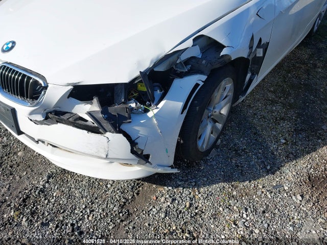2011 Bmw 328 Xi მანქანა იყიდება აუქციონზე, vin: WBAKF3C54BE442606, აუქციონის ნომერი: 40061528