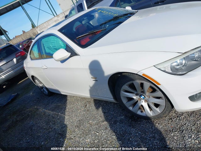 2011 Bmw 328 Xi მანქანა იყიდება აუქციონზე, vin: WBAKF3C54BE442606, აუქციონის ნომერი: 40061528