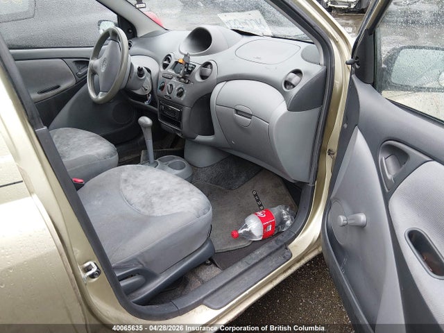 2001 Toyota Echo მანქანა იყიდება აუქციონზე, vin: JTDBT123X10179744, აუქციონის ნომერი: 40065635