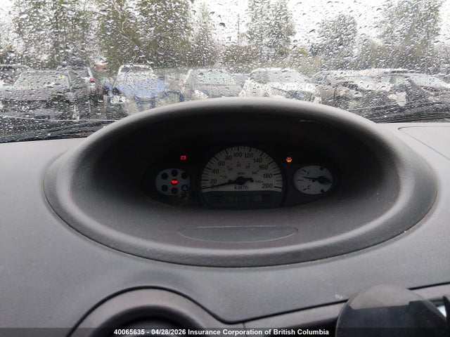 2001 Toyota Echo მანქანა იყიდება აუქციონზე, vin: JTDBT123X10179744, აუქციონის ნომერი: 40065635