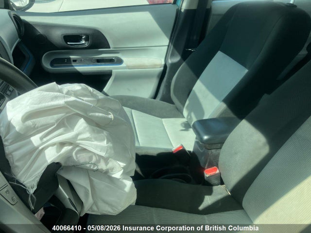 40066410 :رقم المزاد ، JTDKDTB39C1027654 vin ، 2012 Toyota Prius مزاد بيع