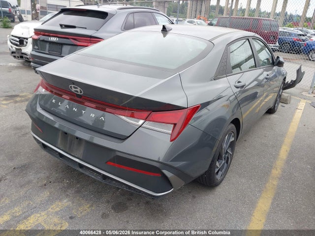 KMHLM4DGXSU885525 Hyundai Elantra Preferred With Tech Package