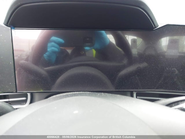 KMHLM4DGXSU885525 Hyundai Elantra Preferred With Tech Package