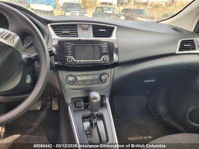 40066442 :رقم المزاد ، 3N1AB7AP2GL654582 vin ، 2016 Nissan Sentra S/sv/sr/sl مزاد بيع
