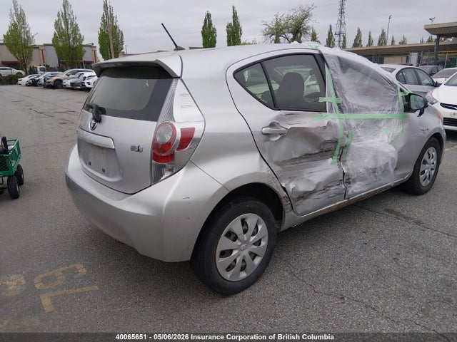 40065651 :رقم المزاد ، JTDKDTB36C1513953 vin ، 2012 Toyota Prius C مزاد بيع