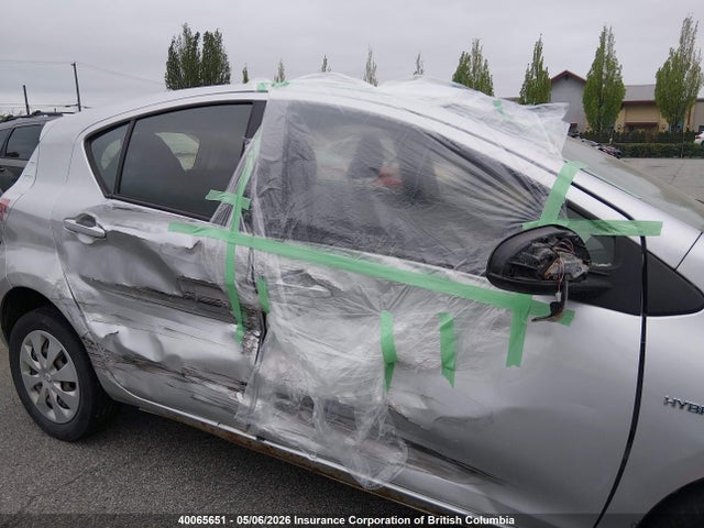 40065651 :رقم المزاد ، JTDKDTB36C1513953 vin ، 2012 Toyota Prius C مزاد بيع