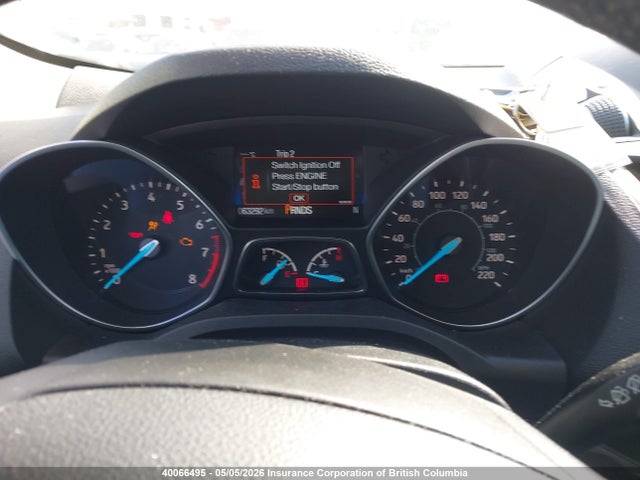 1FMCU9J94JUA13942 Ford Escape Titanium