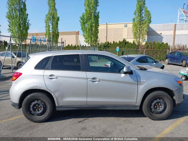 4A4AJ3AU9EE602595 Mitsubishi RVR