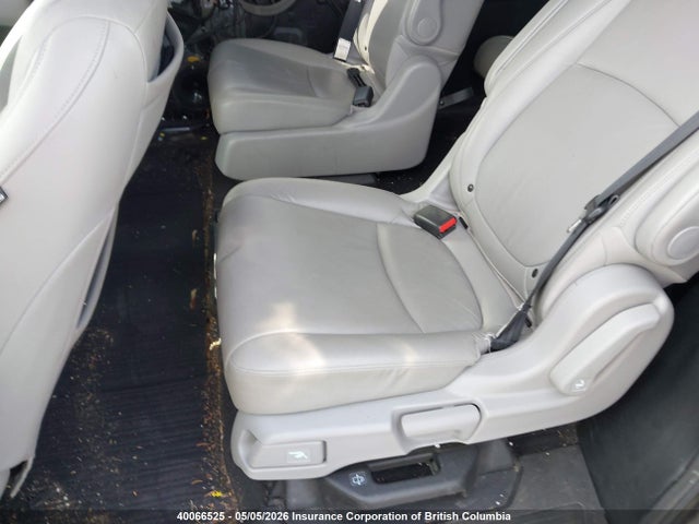 Продажа на аукционе авто 2018 Honda Odyssey Touring, vin: 5FNRL6H84JB501617, номер лота: 40066525