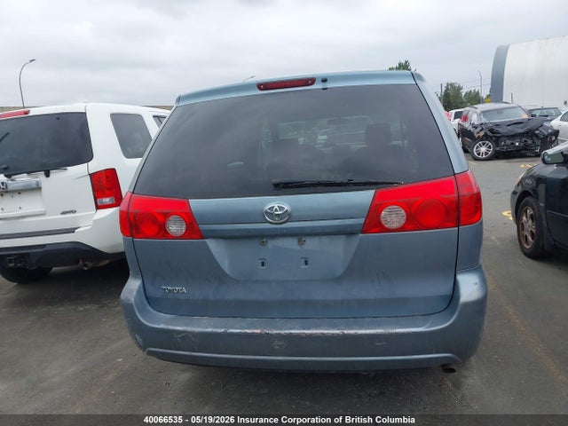 Продажа на аукционе авто 2004 Toyota Sienna Ce, vin: 5TDZA29C84S047857, номер лота: 40066535