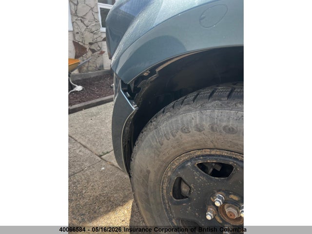 2010 Ford Escape Limited მანქანა იყიდება აუქციონზე, vin: 1FMCU9EG7AKB26577, აუქციონის ნომერი: 40066584