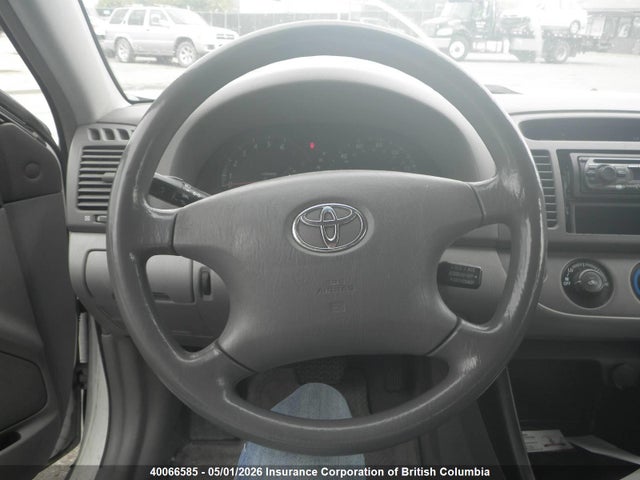 40066585 :رقم المزاد ، JTDBE32K820018033 vin ، 2002 Toyota Camry مزاد بيع