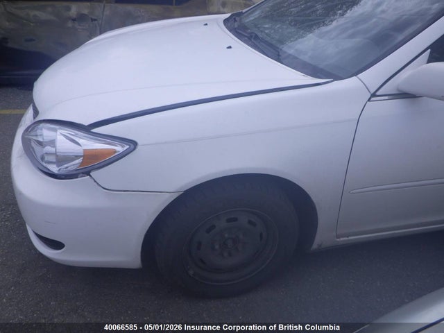 40066585 :رقم المزاد ، JTDBE32K820018033 vin ، 2002 Toyota Camry مزاد بيع