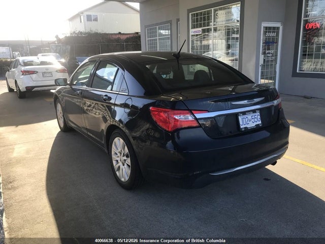 Продажа на аукционе авто 2013 Chrysler 200, vin: 1C3CCBAB4DN569687, номер лота: 40066638