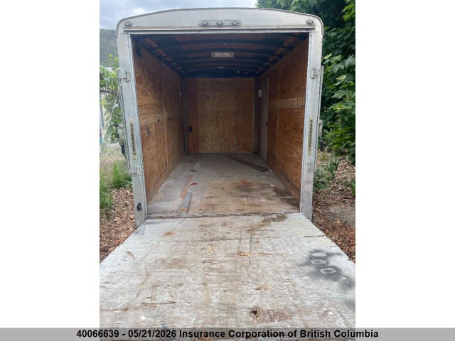 5NHUTW422KF714815 Continental Cargo Box Trailer