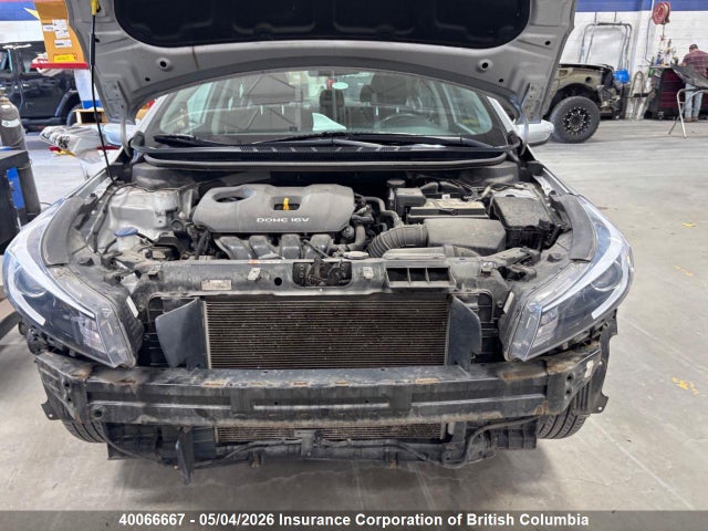 3KPFK4A72JE188374 KIA Forte