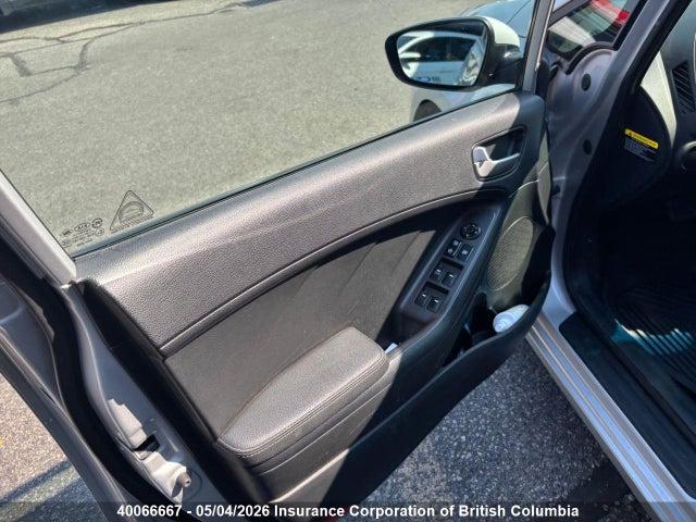 3KPFK4A72JE188374 KIA Forte