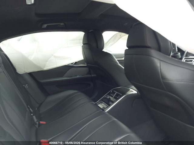 WBAGV8C07MCF46549 BMW M850XI