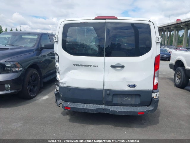40064718 :رقم المزاد ، 1FTYE1YM0FKA98185 vin ، 2015 Ford Transit T-150 مزاد بيع