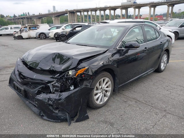 40066755 :رقم المزاد ، 4T1G11AK3PU765137 vin ، 2023 Toyota Camry مزاد بيع
