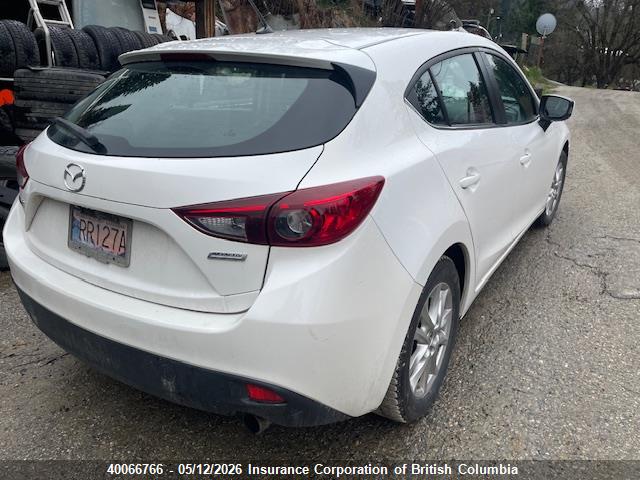 3MZBM1L71FM158460 Mazda 3 TOURING
