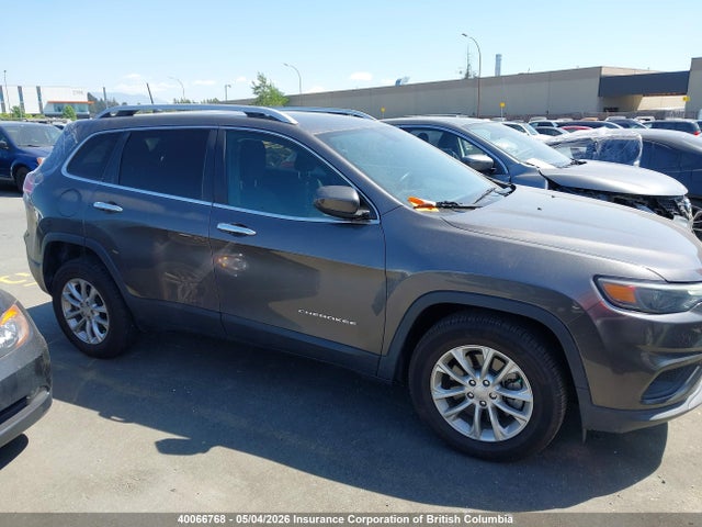 1C4PJLCB1KD216221 Jeep Cherokee Latitude